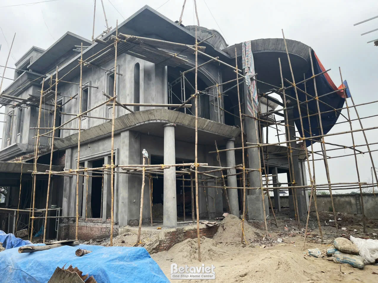 biệt thự 3 tầng phong cách tân cổ điển tại Hà Nội